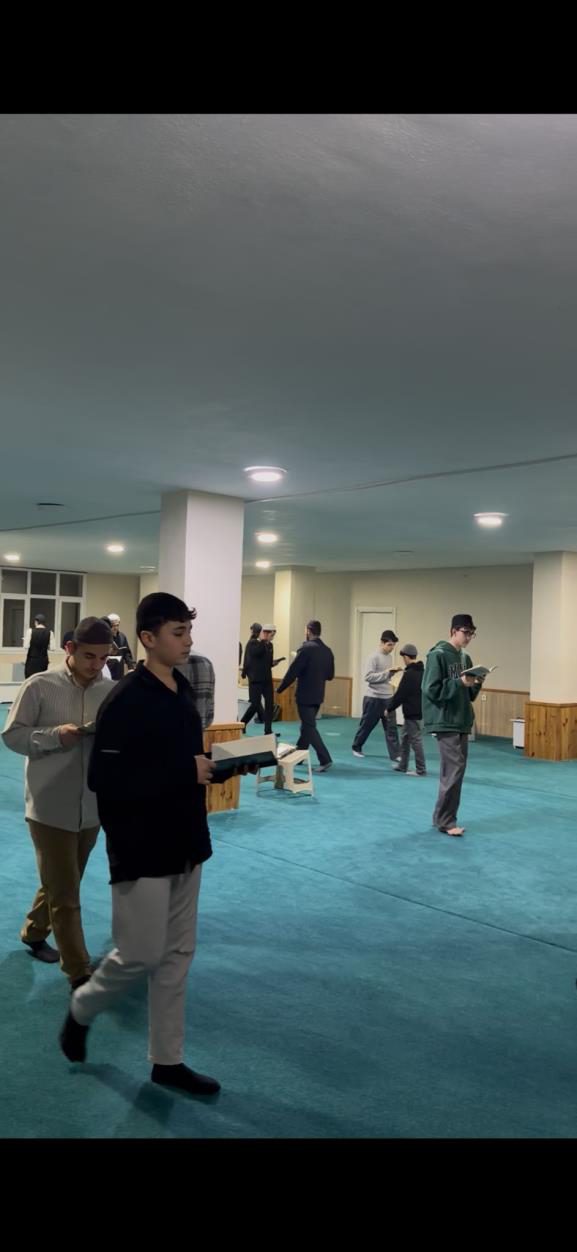 Yalova'daki medresede bulunan öğrenciler